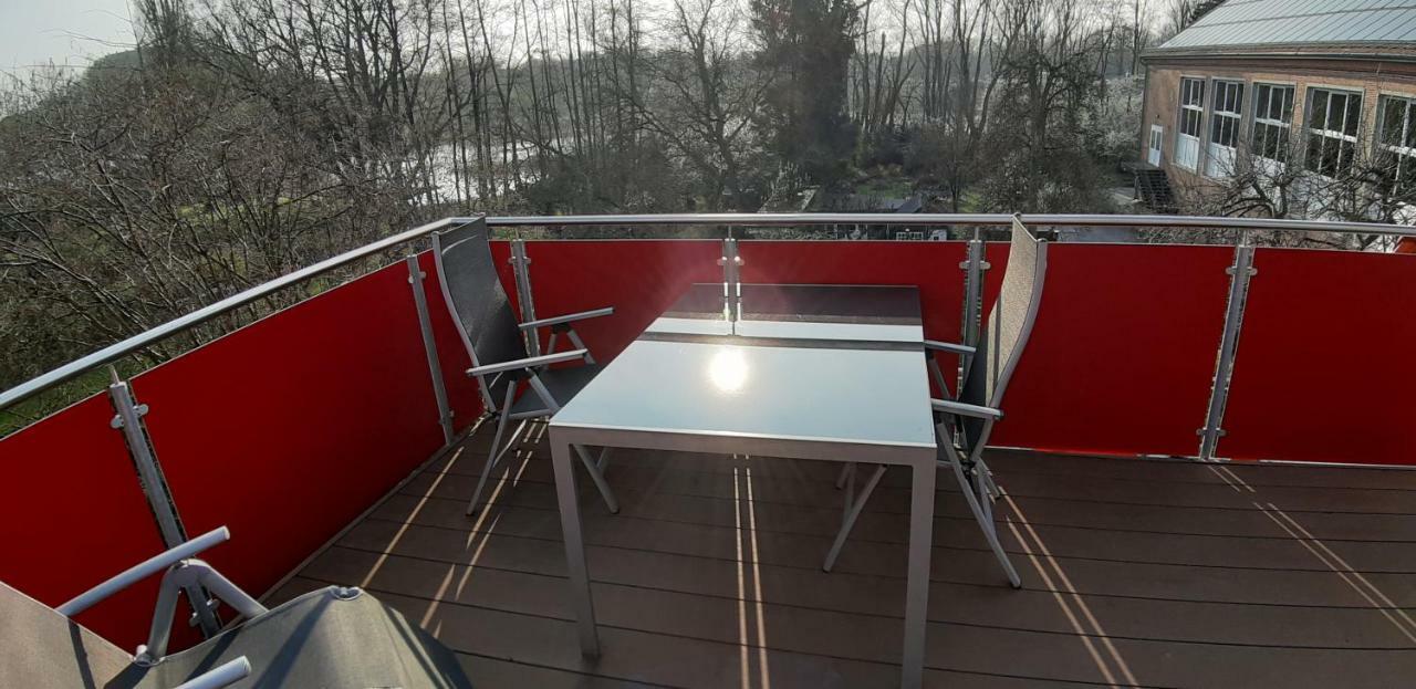 Ferienwohnung Am Schwanensee เพลิน ภายนอก รูปภาพ